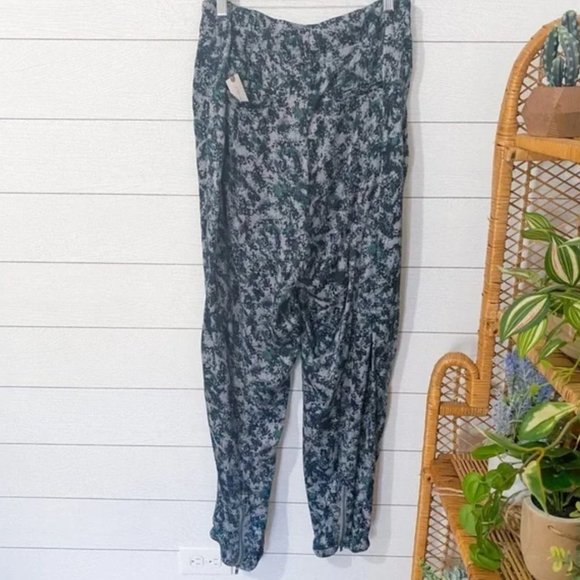 Anthropologie | NWT Diandra Pleated Joggers - Picture 12 of 16